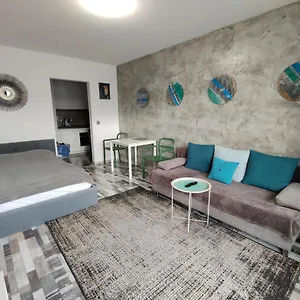 https://studio-przy-fashion-outlet.hotelswroclaw.com