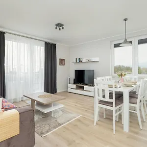  Apartament With 2 Bedrooms And Free Garage By Renters